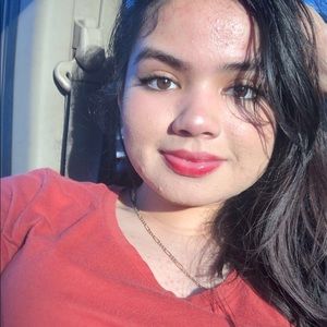 Meet your Posher, Sindi